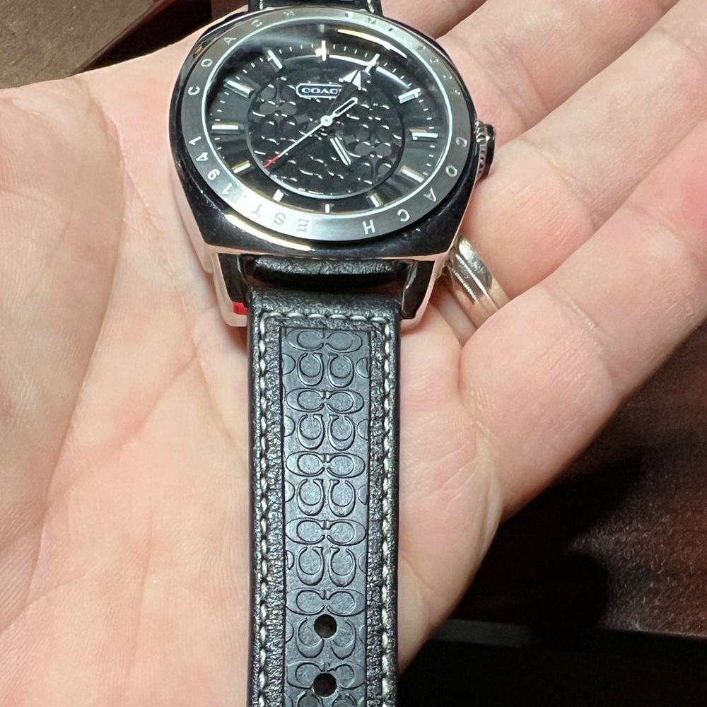 Vintage NWT Authentic Coach quartz stainless steel watch. Model:CA.29.2.14.0374 - Picture 8 of 9